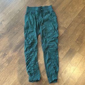Lululemon Studio Cropped Pants Size 4